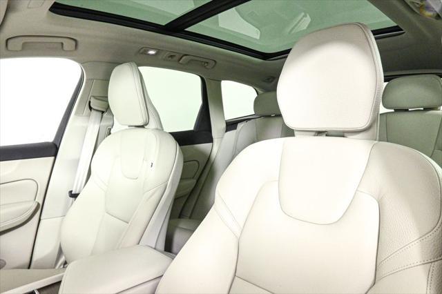 used 2022 Volvo XC60 car, priced at $29,900