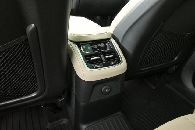new 2025 Volvo XC90 Plug-In Hybrid car, priced at $78,805