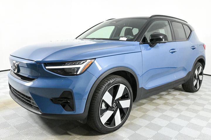 used 2024 Volvo XC40 Recharge Pure Electric car, priced at $46,500