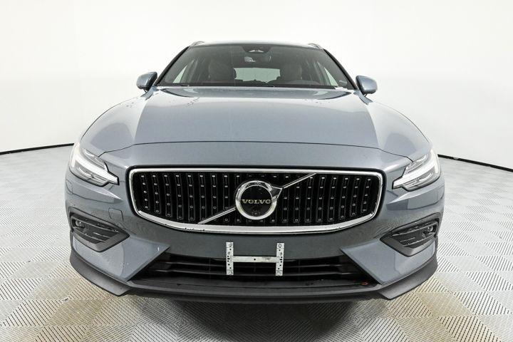 used 2024 Volvo V60 Cross Country car, priced at $48,500