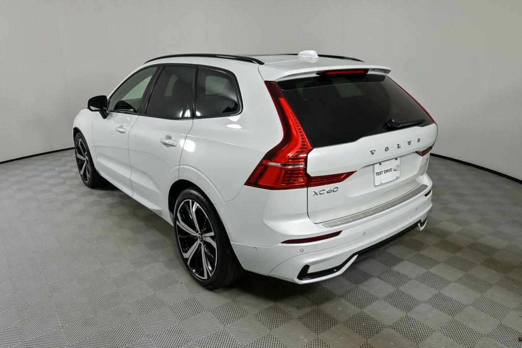 used 2023 Volvo XC60 car, priced at $38,133