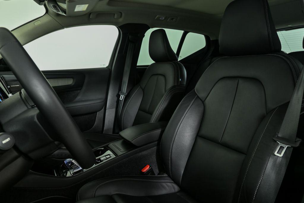 used 2023 Volvo XC40 car, priced at $31,220