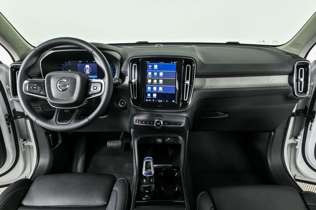 used 2023 Volvo XC40 car, priced at $31,220