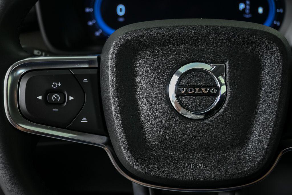 used 2023 Volvo XC40 car, priced at $31,220
