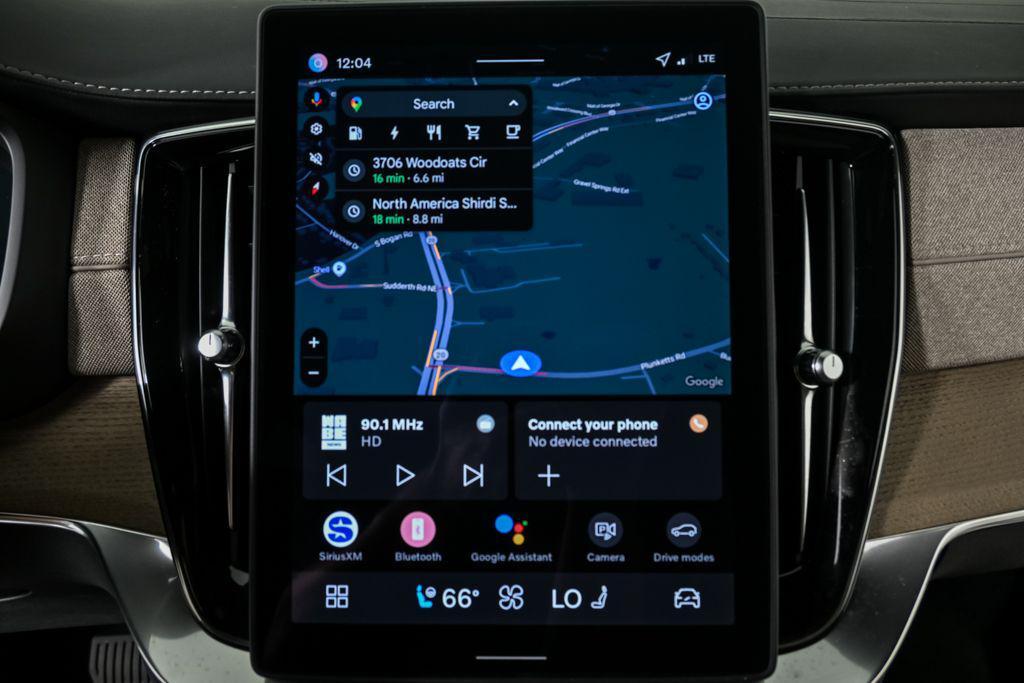 new 2026 Volvo XC90 Plug-In Hybrid car, priced at $85,625