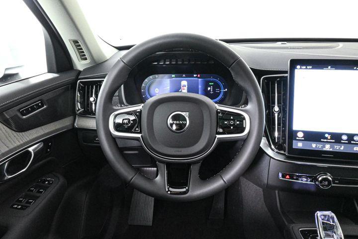 new 2025 Volvo XC90 Plug-In Hybrid car, priced at $79,405