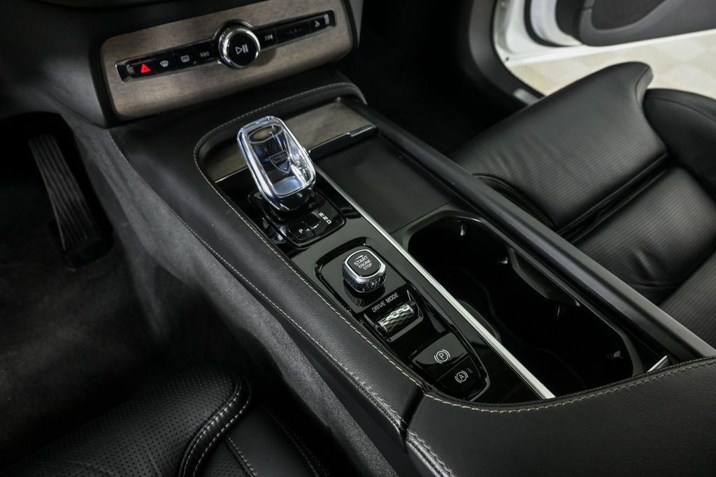 used 2021 Volvo XC90 Recharge Plug-In Hybrid car, priced at $38,061