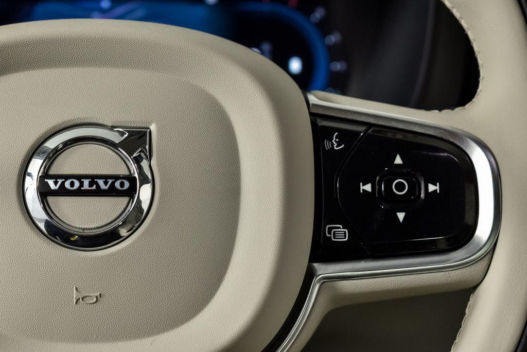 used 2023 Volvo XC60 car, priced at $34,119