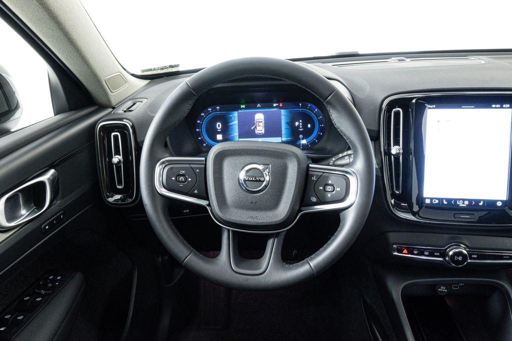 used 2025 Volvo XC40 car, priced at $36,654