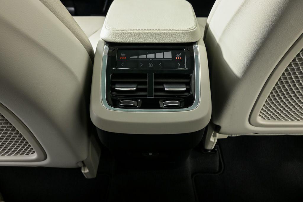 used 2021 Volvo XC90 car, priced at $33,838