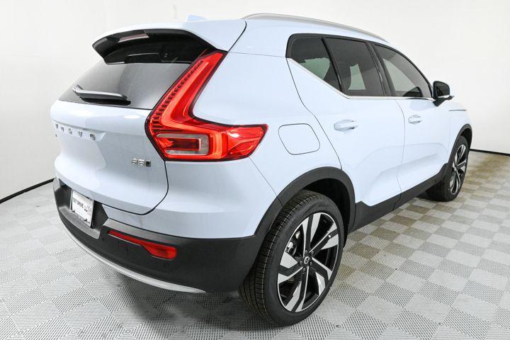 new 2025 Volvo XC40 car, priced at $49,375