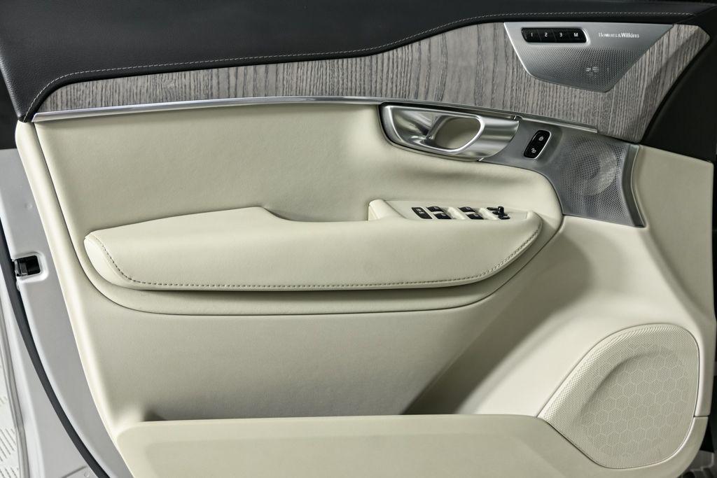 used 2024 Volvo XC90 Recharge Plug-In Hybrid car, priced at $53,177