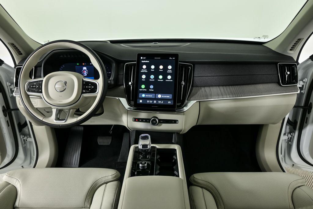 new 2026 Volvo XC90 Plug-In Hybrid car