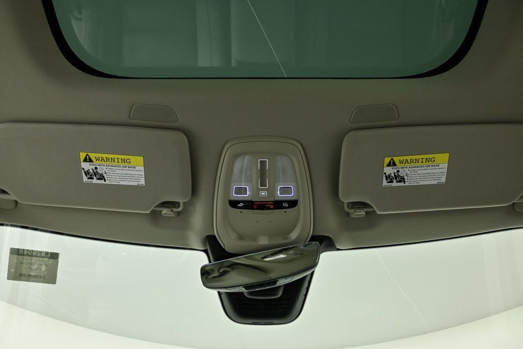 new 2026 Volvo XC90 Plug-In Hybrid car