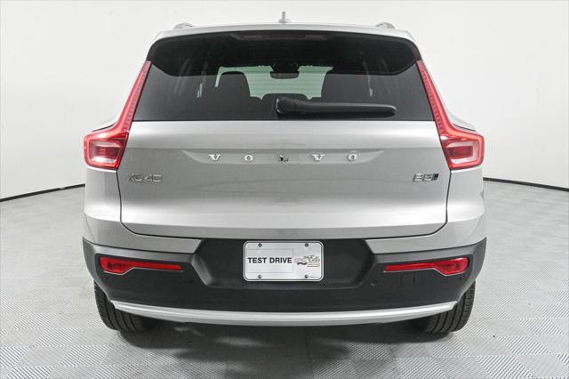 used 2025 Volvo XC40 car, priced at $33,899
