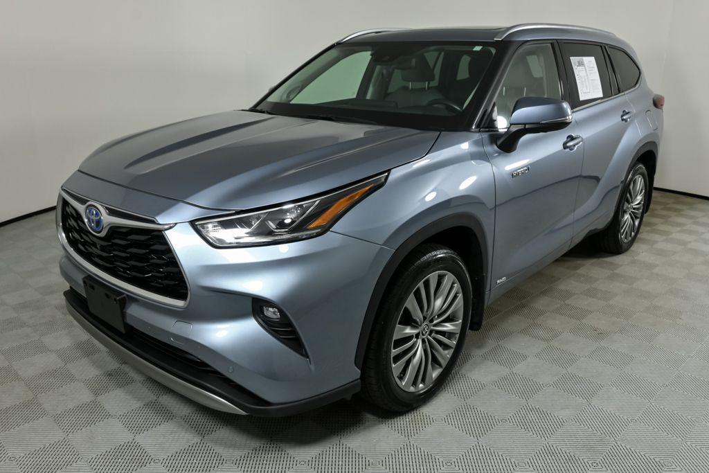 used 2021 Toyota Highlander Hybrid car, priced at $36,668