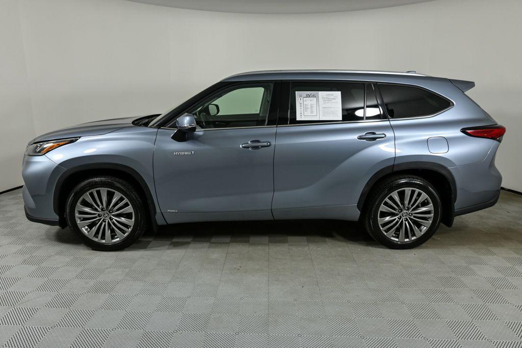used 2021 Toyota Highlander Hybrid car, priced at $38,253