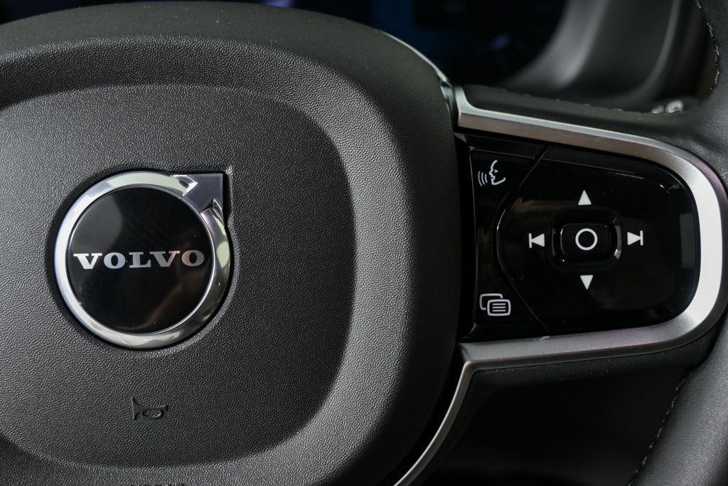 new 2026 Volvo XC90 car, priced at $71,825