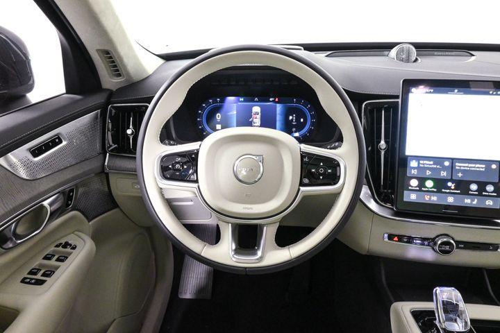 new 2025 Volvo XC90 car, priced at $78,454