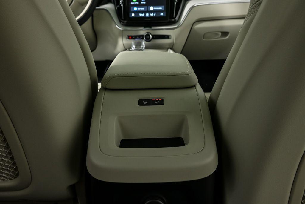 new 2026 Volvo XC60 Plug-In Hybrid car, priced at $75,235