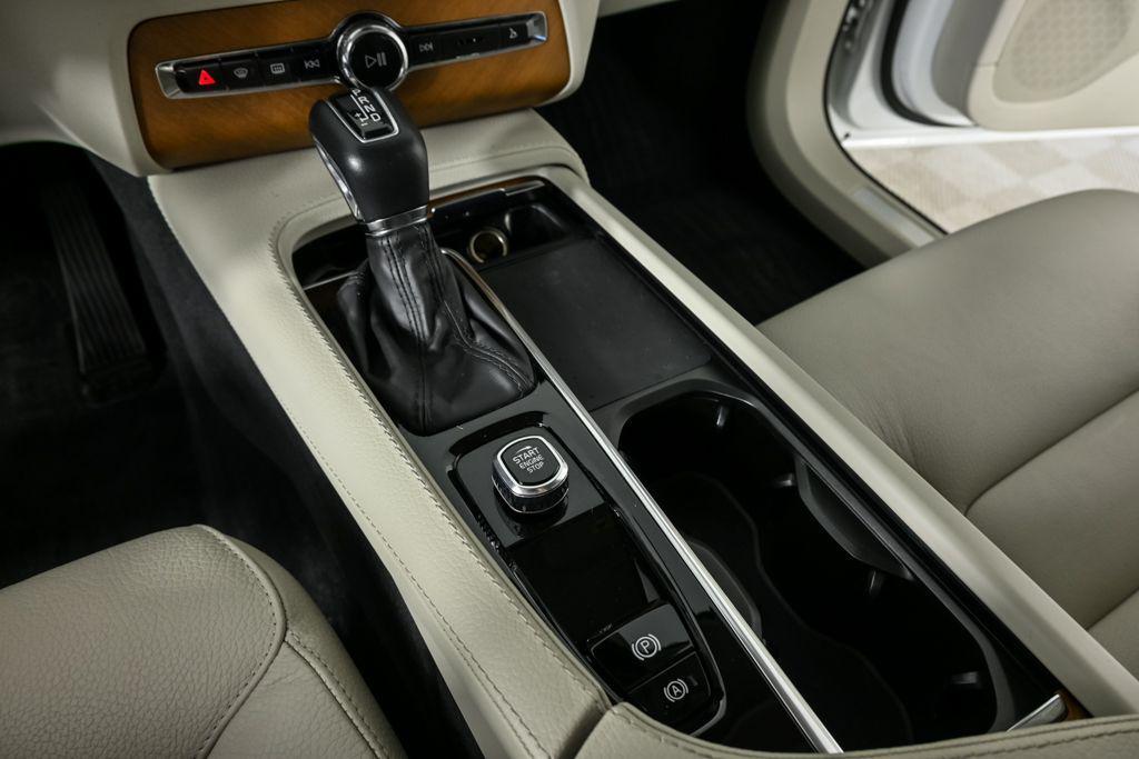 used 2022 Volvo XC90 car, priced at $31,494