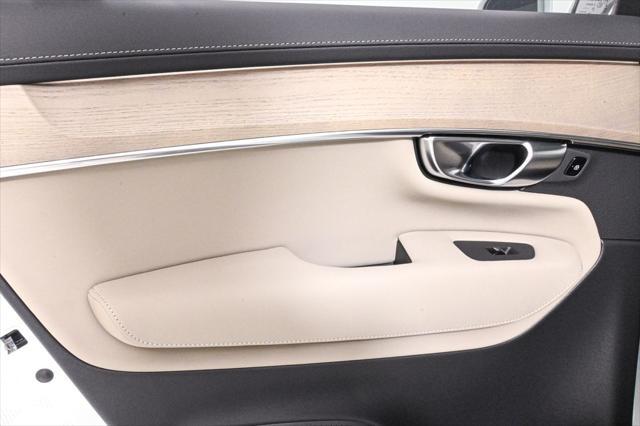 new 2025 Volvo XC90 Plug-In Hybrid car, priced at $78,805