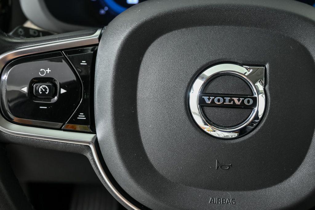 used 2022 Volvo XC60 car, priced at $39,459