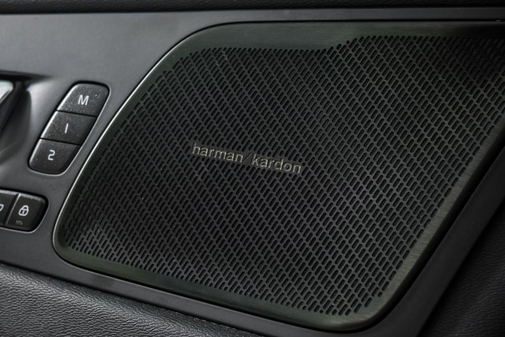 used 2022 Volvo XC60 car, priced at $39,459