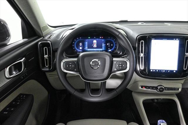 new 2025 Volvo XC40 car, priced at $50,565