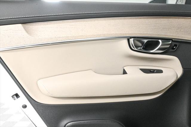 new 2025 Volvo XC90 Plug-In Hybrid car, priced at $76,805