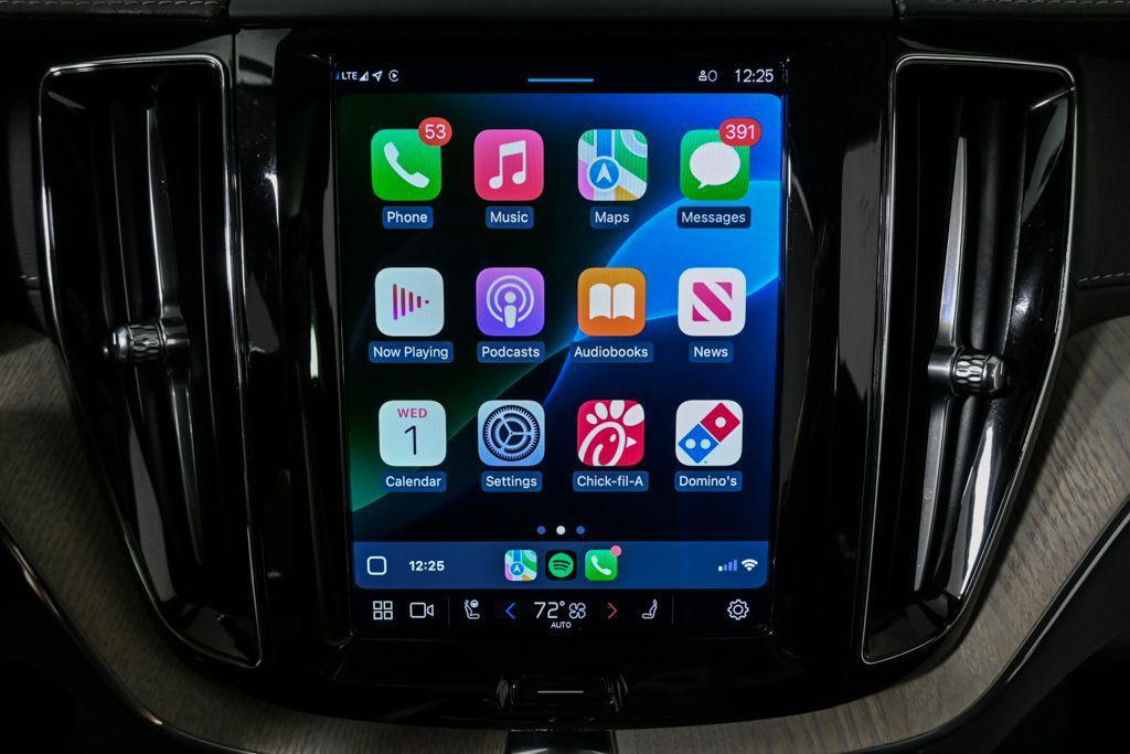 used 2022 Volvo XC60 car, priced at $32,940