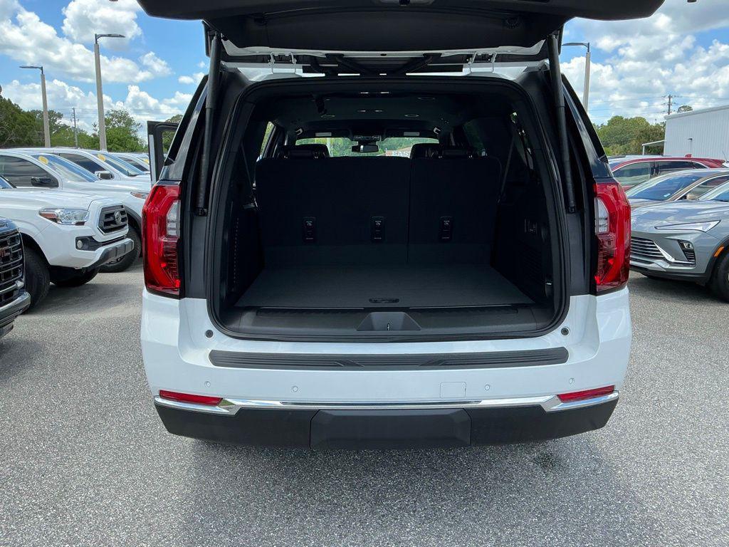 used 2025 GMC Yukon XL car, priced at $76,991