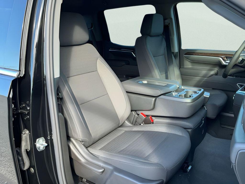 new 2026 GMC Sierra 1500 car, priced at $54,040