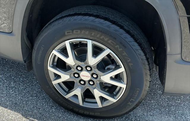 used 2022 GMC Acadia car, priced at $25,795