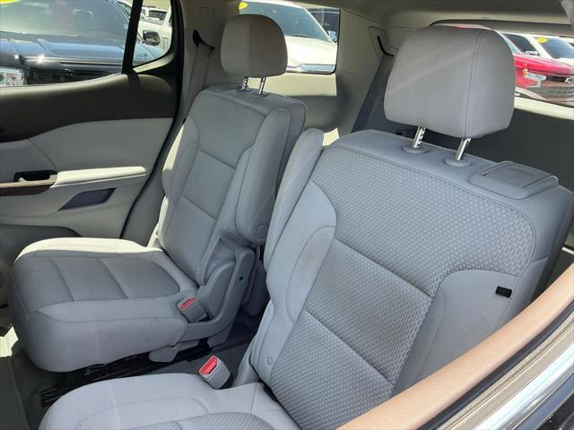 used 2022 GMC Acadia car, priced at $25,795