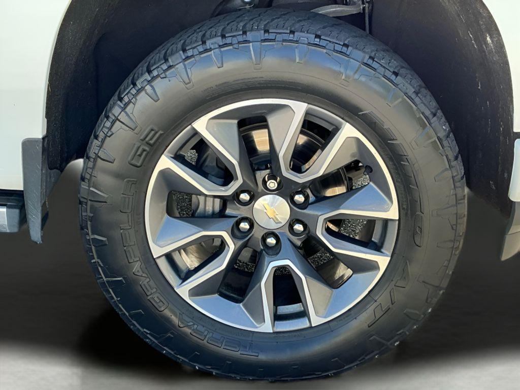 used 2021 Chevrolet Silverado 1500 car, priced at $39,595