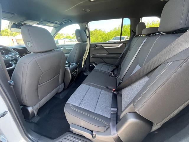 new 2025 GMC Acadia car, priced at $44,645