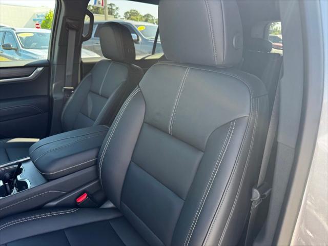 new 2025 GMC Acadia car, priced at $50,525