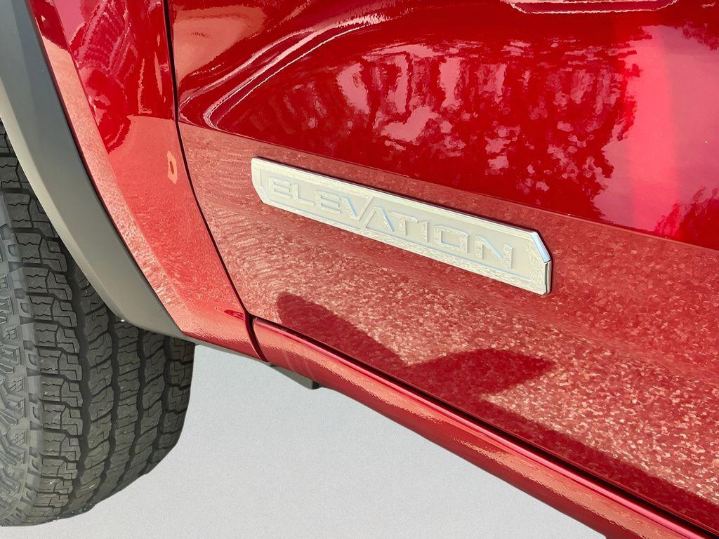 new 2025 GMC Canyon car, priced at $39,421