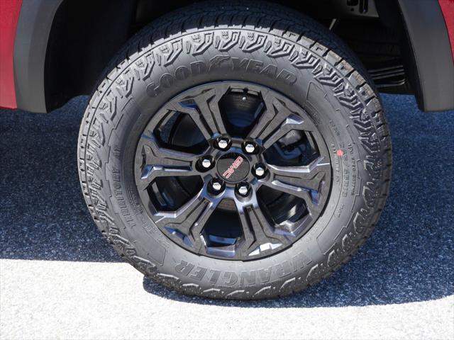 new 2025 GMC Canyon car, priced at $39,640