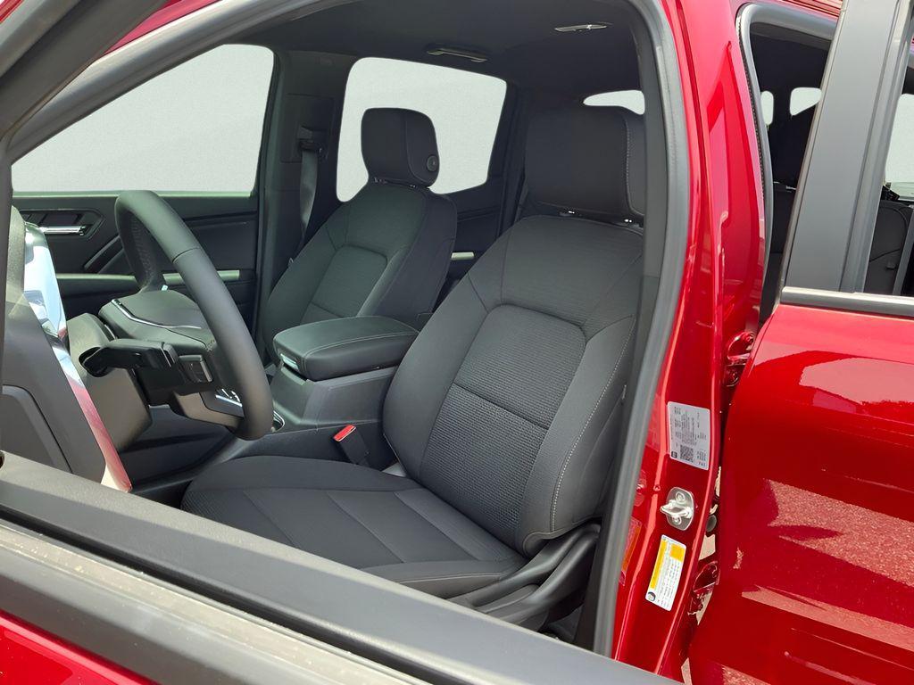 new 2025 GMC Canyon car, priced at $39,421