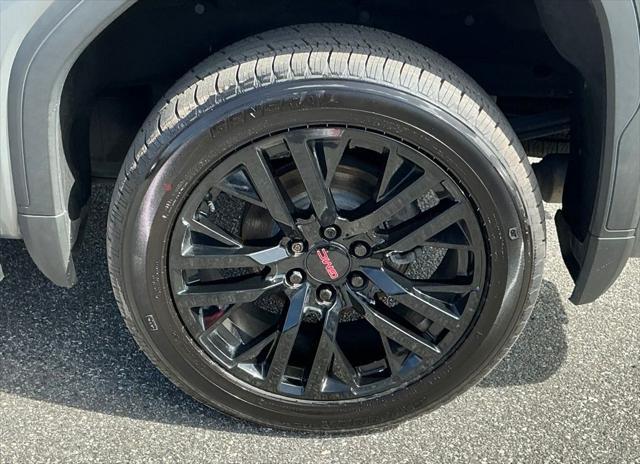used 2023 GMC Sierra 1500 car, priced at $50,642