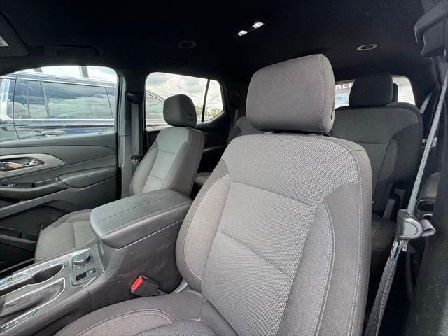 used 2023 Chevrolet Traverse car, priced at $27,205