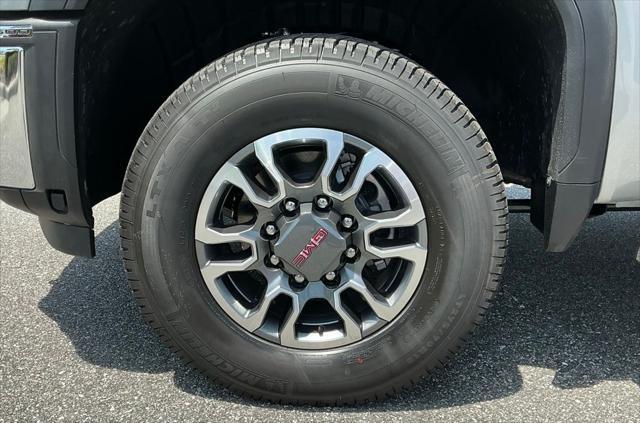 used 2025 GMC Sierra 2500 car, priced at $73,995
