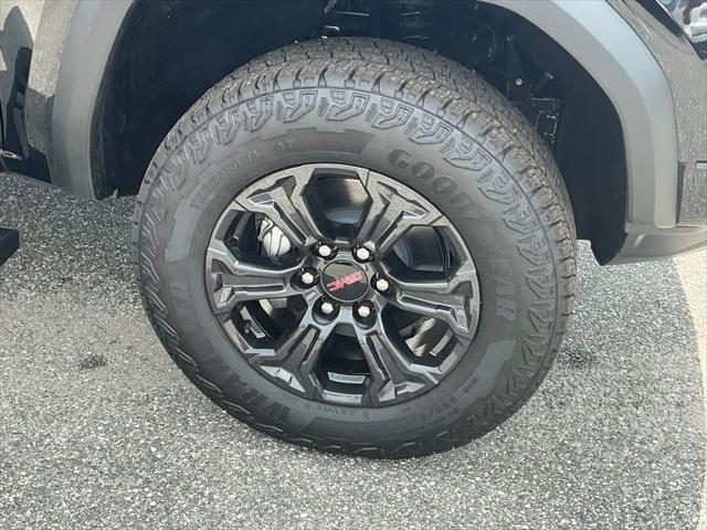 new 2025 GMC Canyon car, priced at $37,947