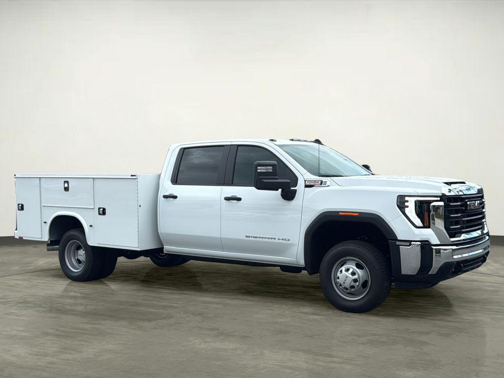 new 2025 GMC Sierra 3500 car, priced at $66,558