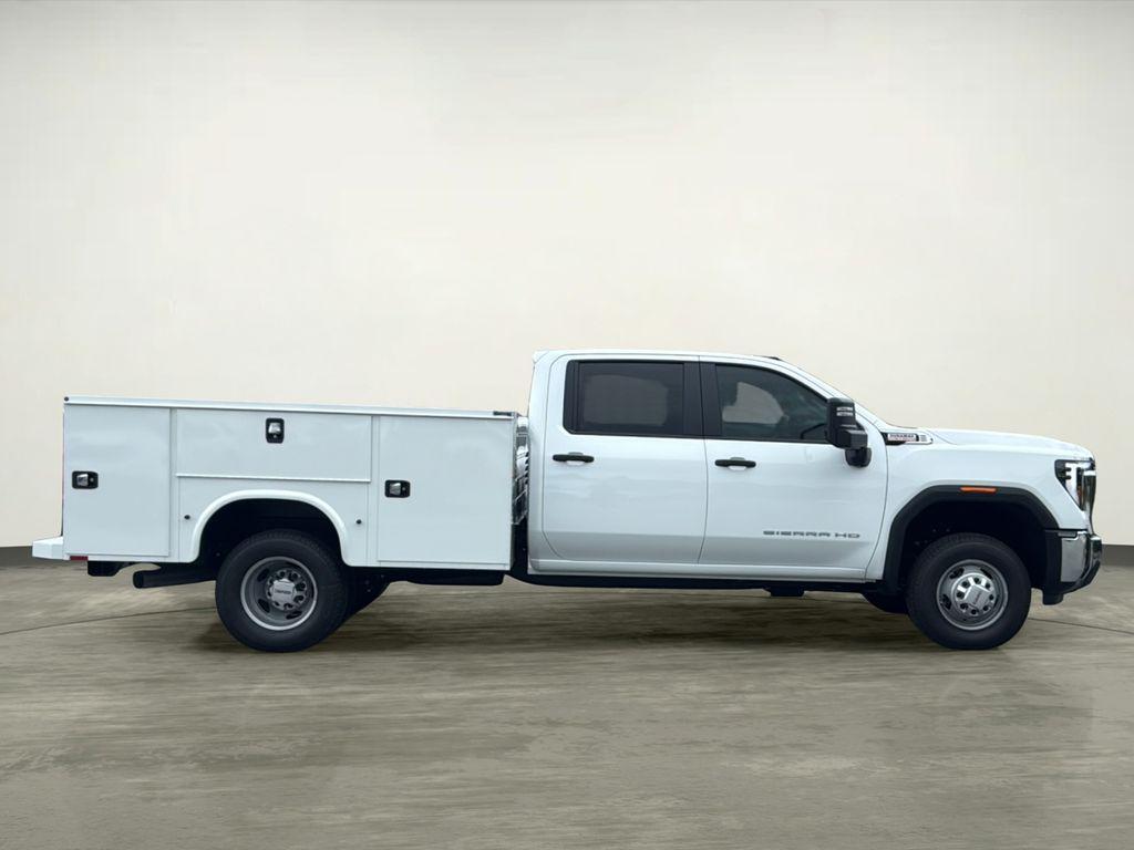 new 2025 GMC Sierra 3500 car, priced at $66,558