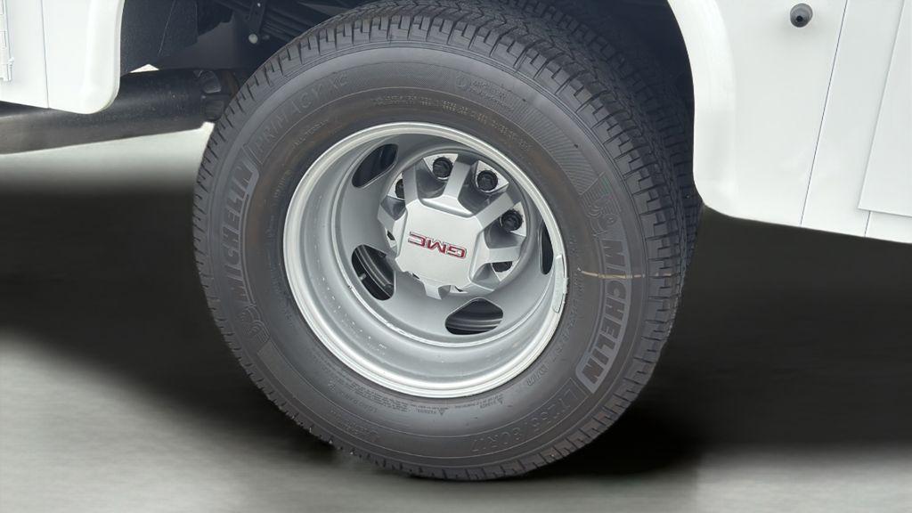 new 2025 GMC Sierra 3500 car, priced at $66,558