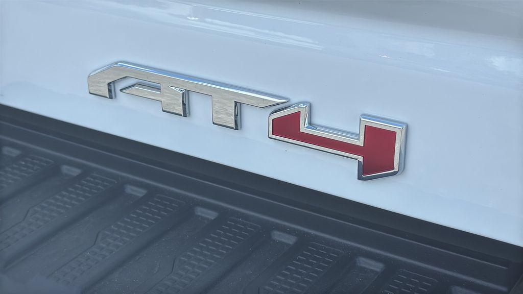new 2025 GMC Sierra 2500 car, priced at $85,500