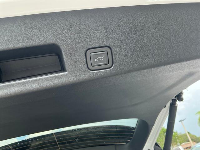 new 2025 GMC Acadia car, priced at $41,613